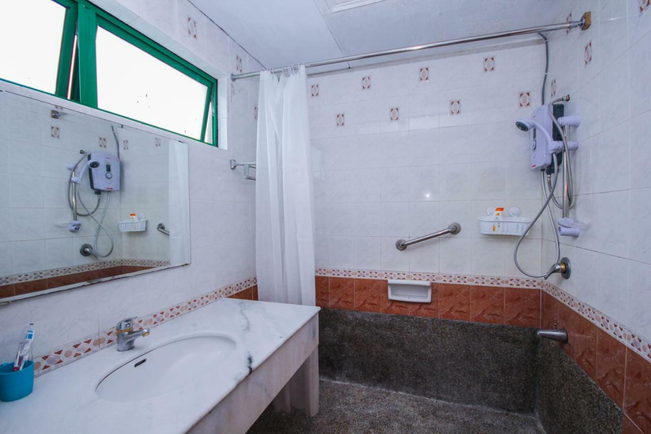 Fun Apartment @ Equatorial Hill Resort Cameron Highlands Esterno foto
