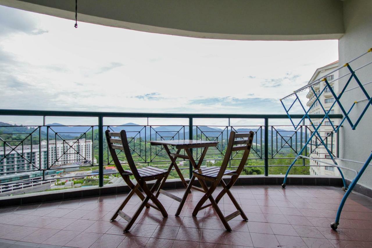 Fun Apartment @ Equatorial Hill Resort Cameron Highlands Esterno foto